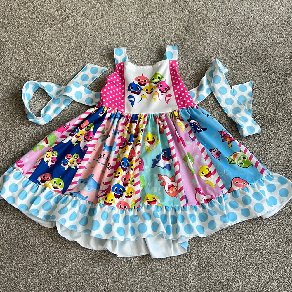 Baby Shark dress Sz 2T